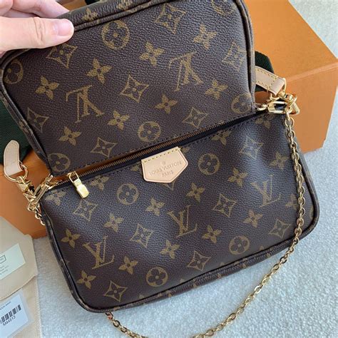 lv multi pochette online uitverkocht